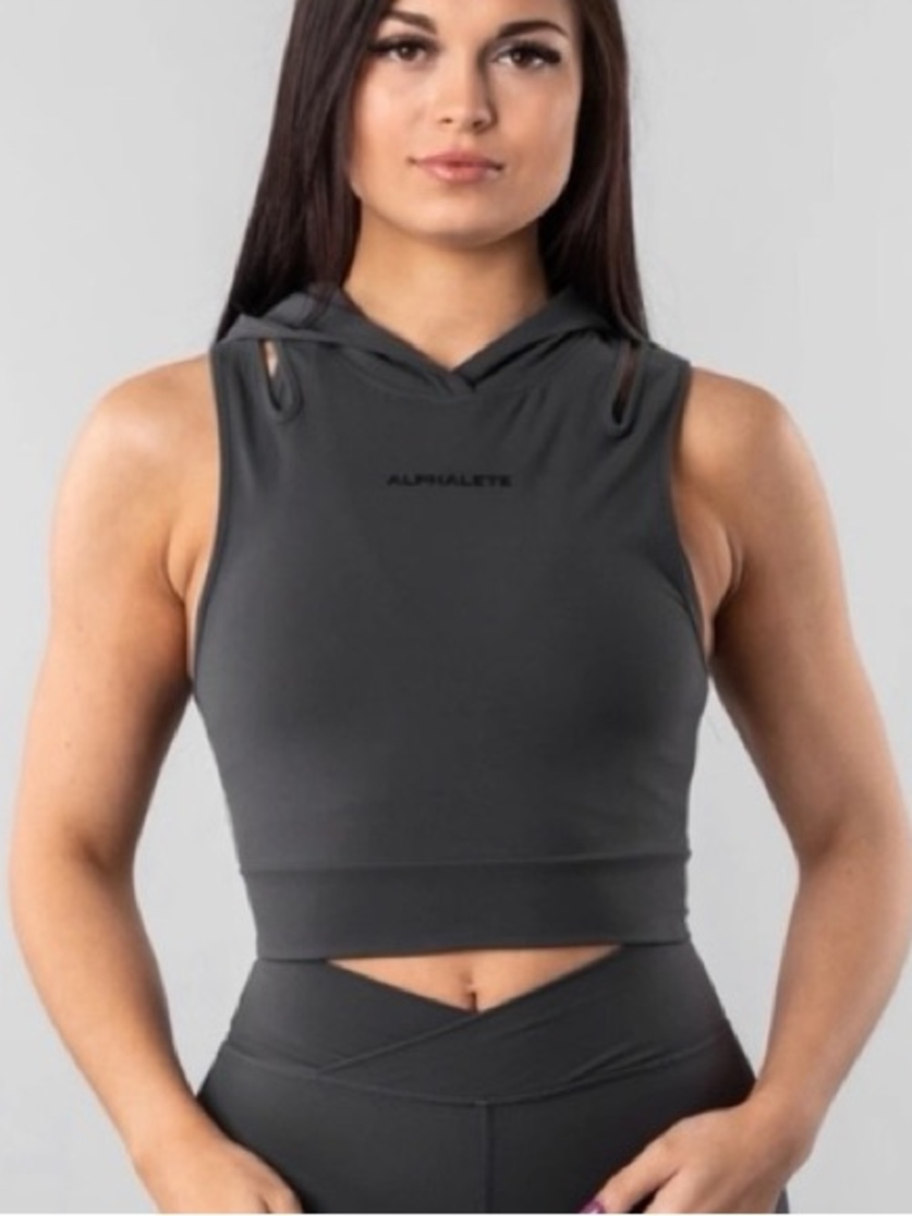 🦄 Alphalete Crop Top - Charcoal Hooded Crop Tank